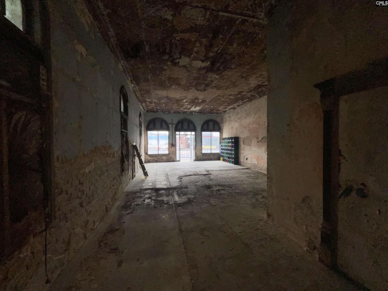 3078 Main Highway Photo 13