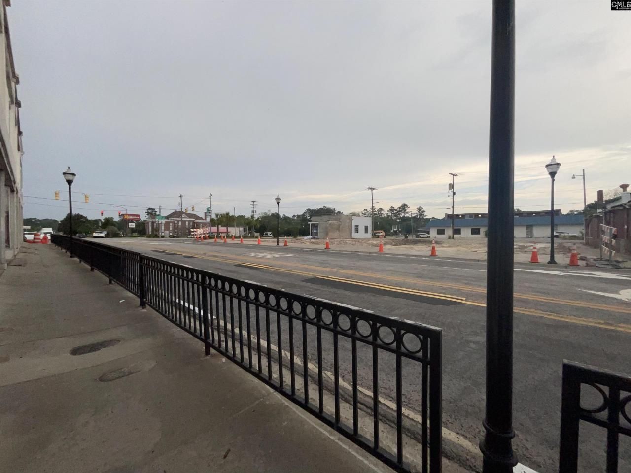 3078 Main Highway Photo 9