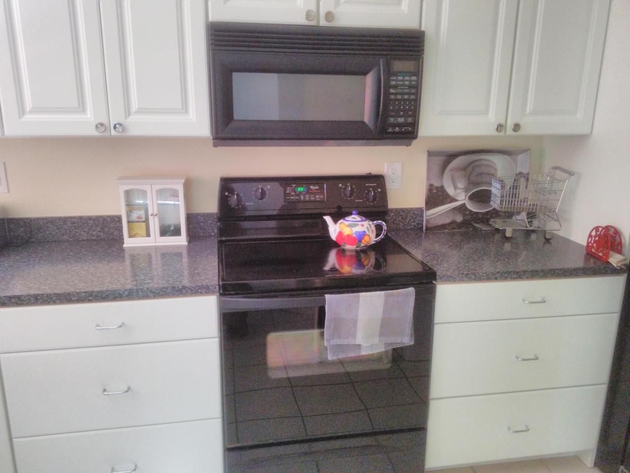 3465 Via Poinciana, Unit 806, Lake Worth, FL 33467 Photo