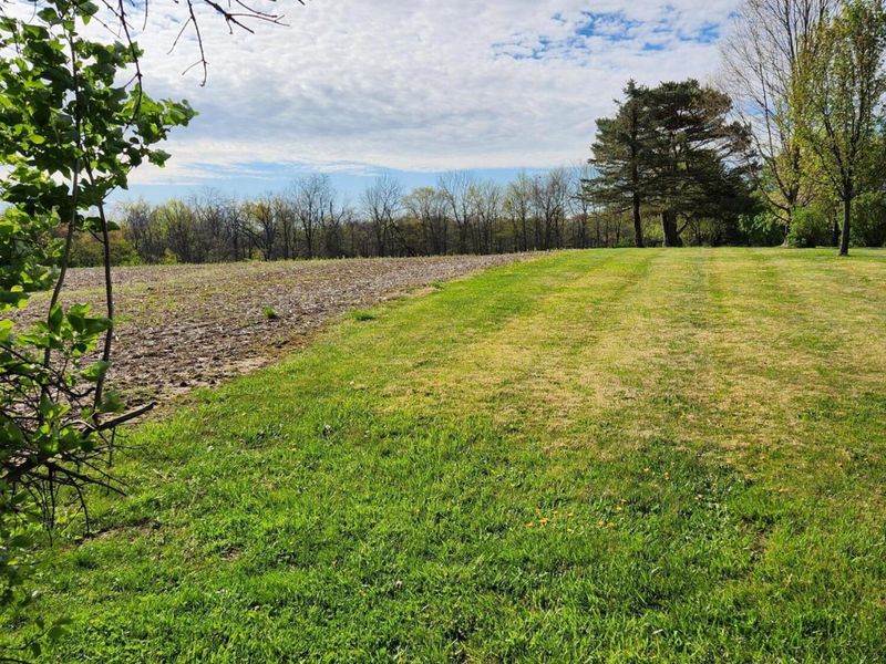 10047 loop Road, Millersport, OH 43046 Photo 2