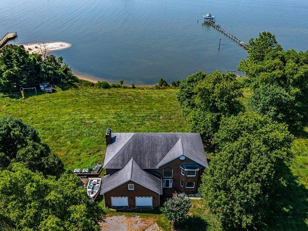 1572 Cowart Road, LOTTSBURG, VA 22511