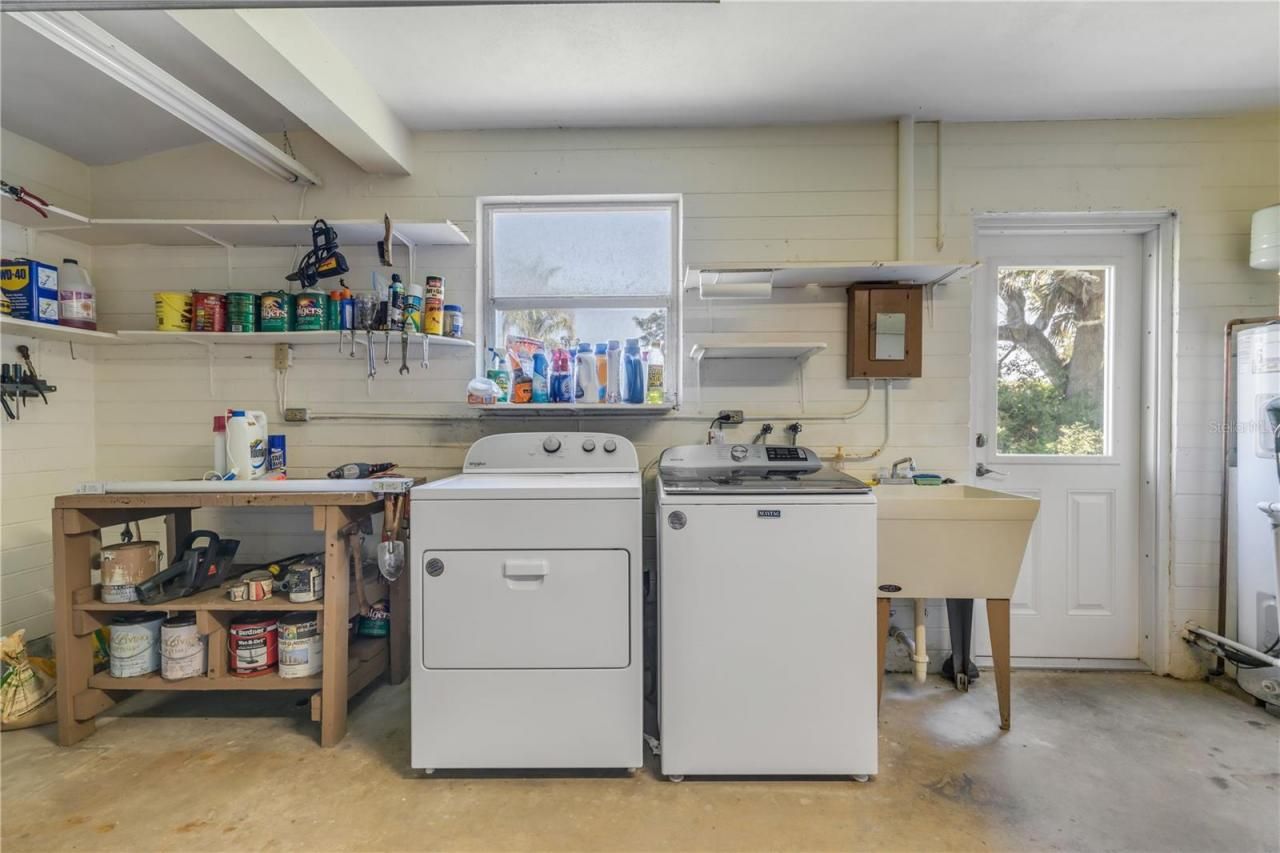 535 S Peninsula Avenue, New Smyrna Beach, FL 32169 Photo