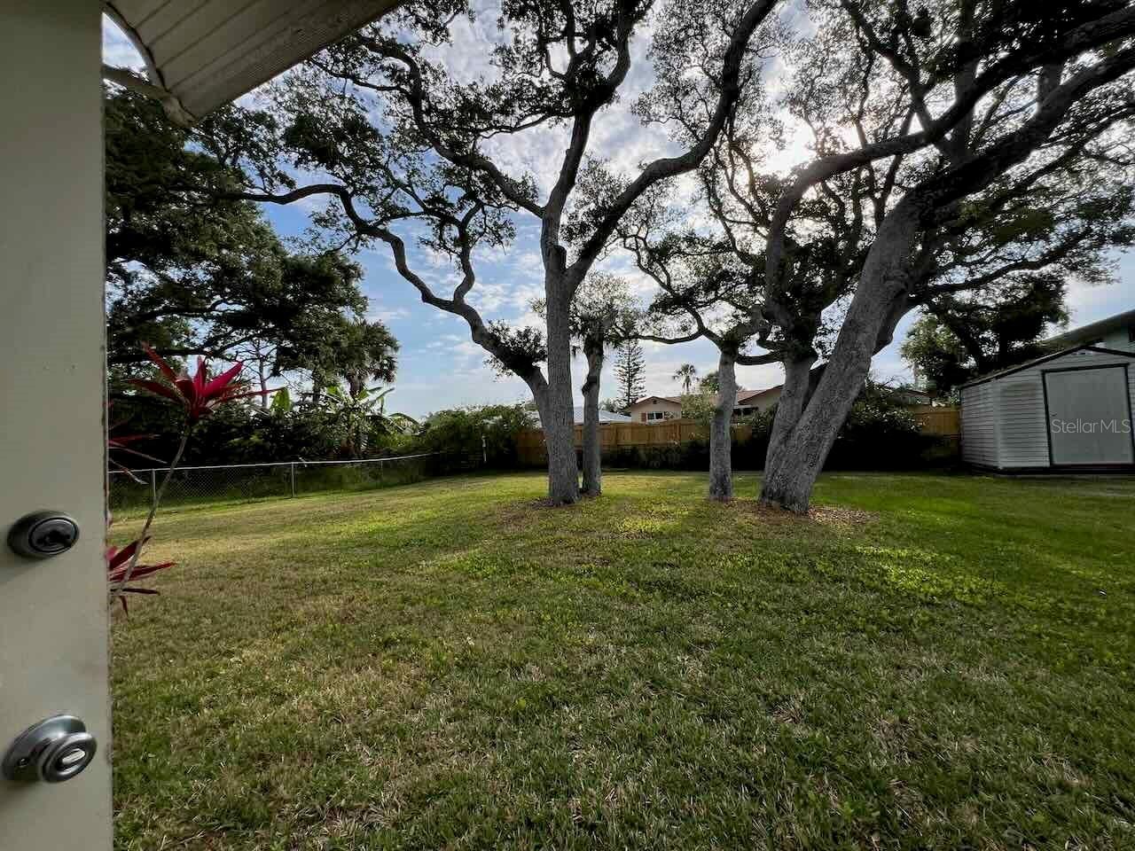 535 S Peninsula Avenue, New Smyrna Beach, FL 32169 Photo