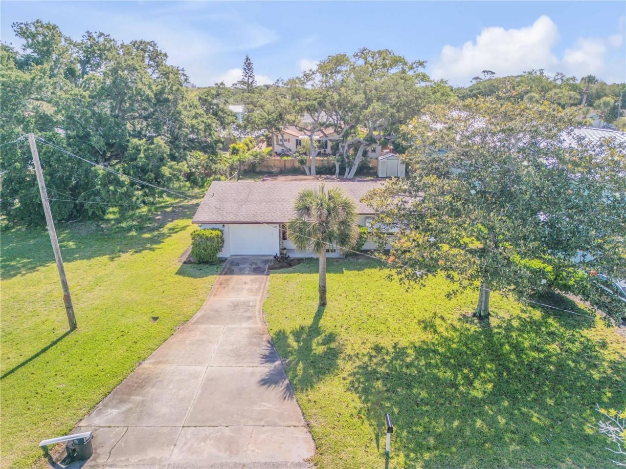 535 S Peninsula Avenue, New Smyrna Beach, FL 32169 Photo