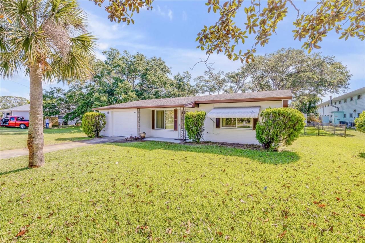 535 S Peninsula Avenue, New Smyrna Beach, FL 32169 Photo