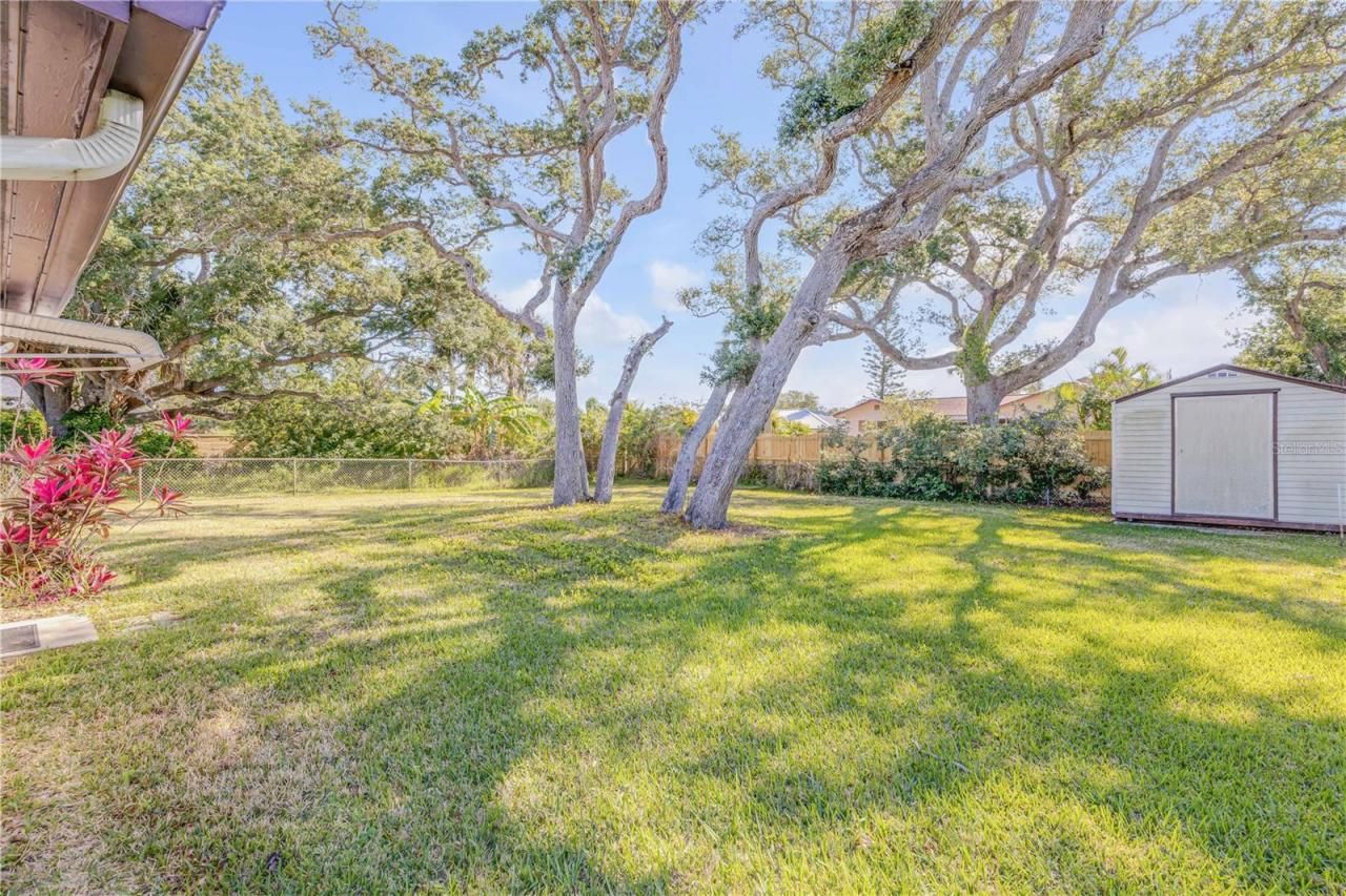 535 S Peninsula Avenue, New Smyrna Beach, FL 32169 Photo