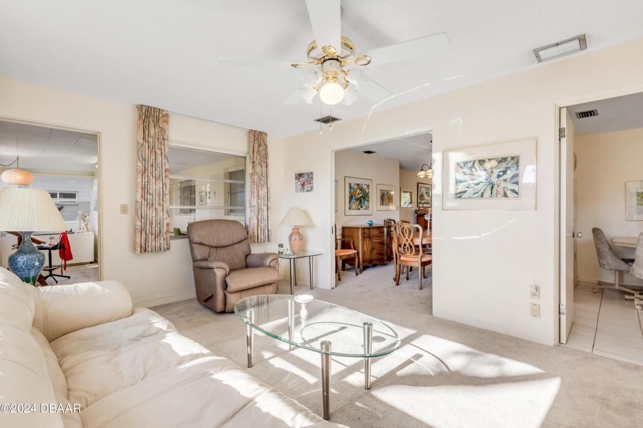 535 S Peninsula Avenue, New Smyrna Beach, FL 32169 Photo