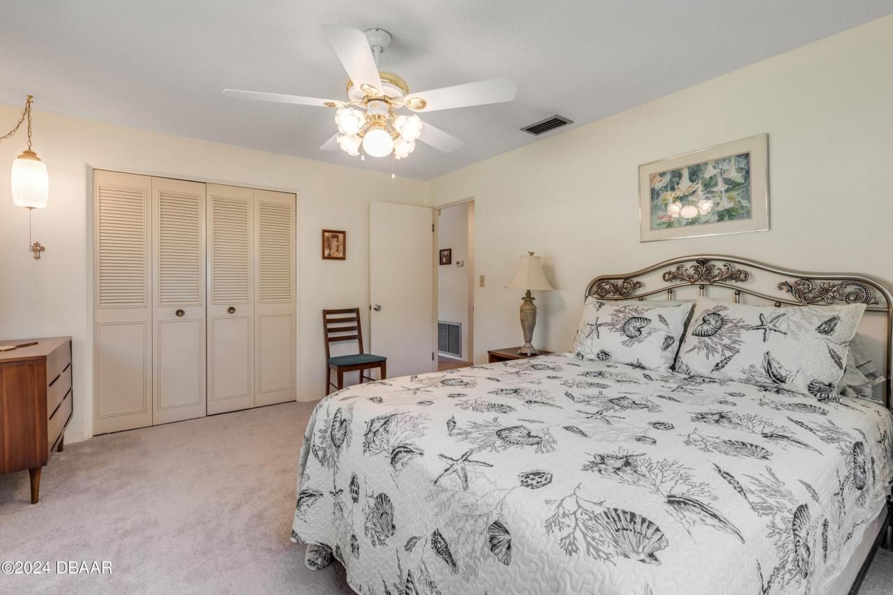 535 S Peninsula Avenue, New Smyrna Beach, FL 32169 Photo