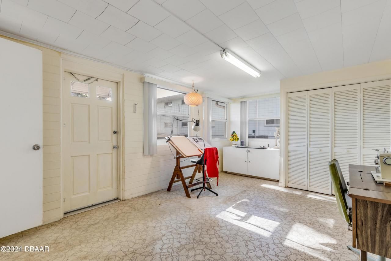 535 S Peninsula Avenue, New Smyrna Beach, FL 32169 Photo