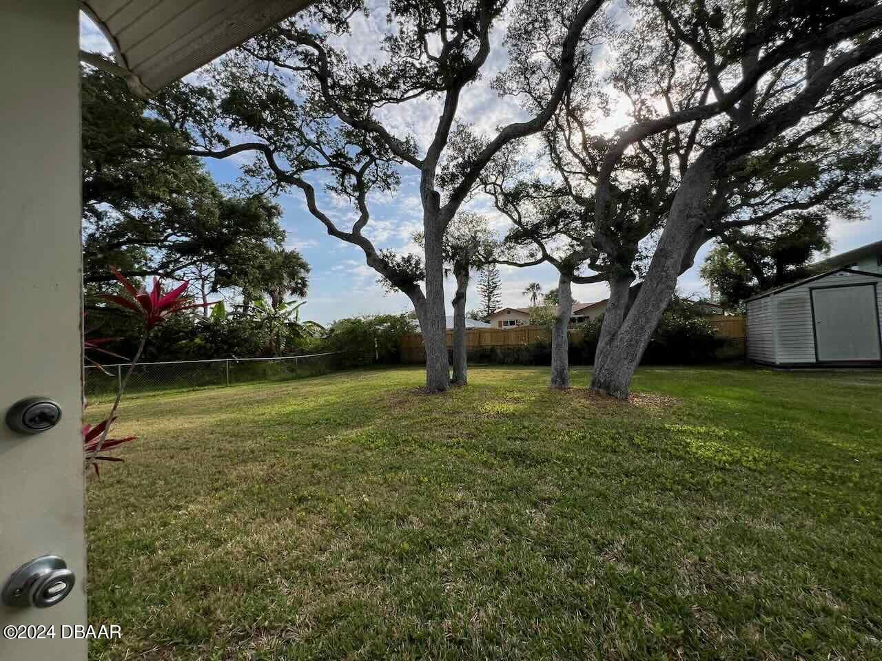 535 S Peninsula Avenue, New Smyrna Beach, FL 32169 Photo