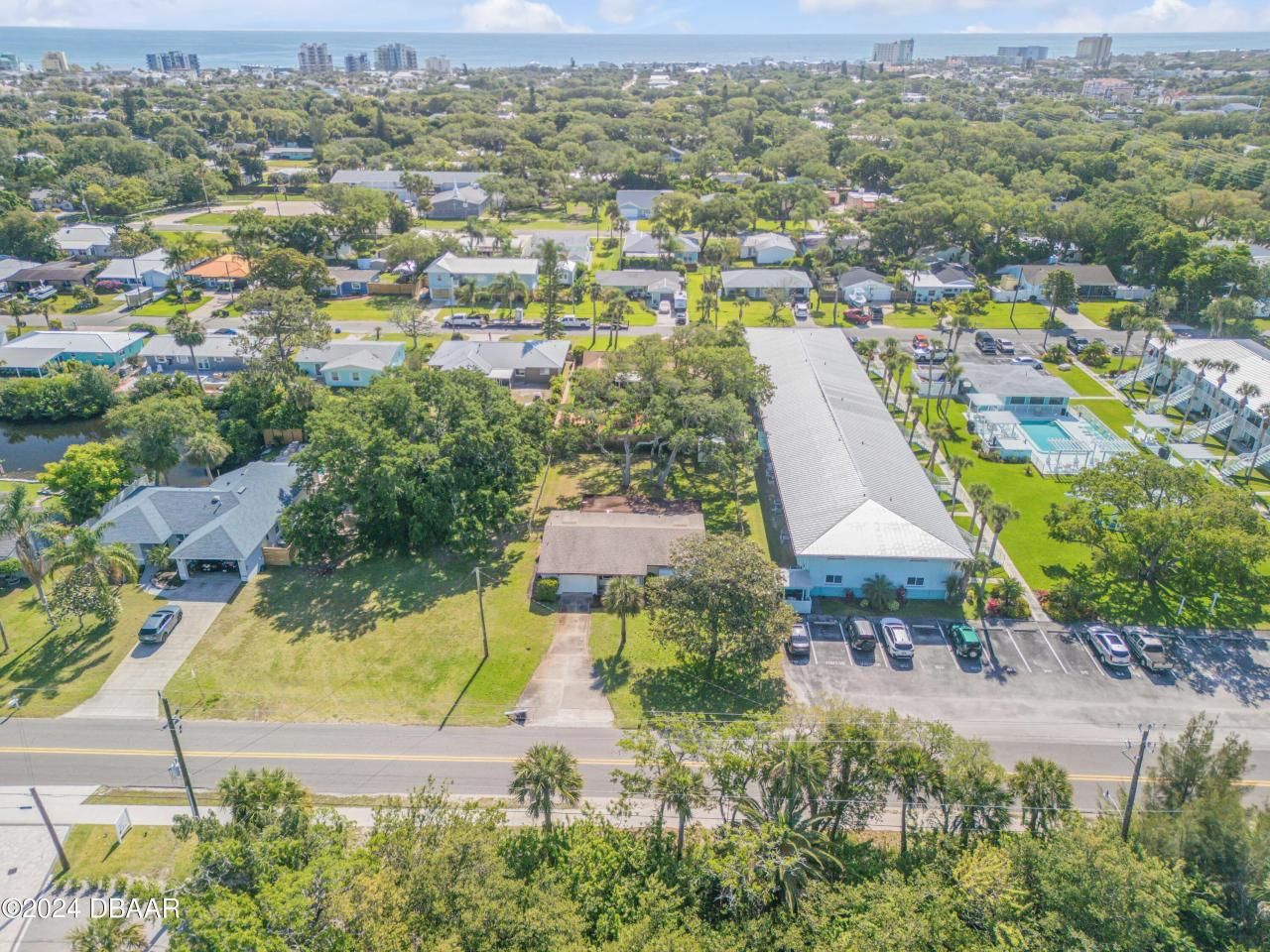 535 S Peninsula Avenue, New Smyrna Beach, FL 32169 Photo