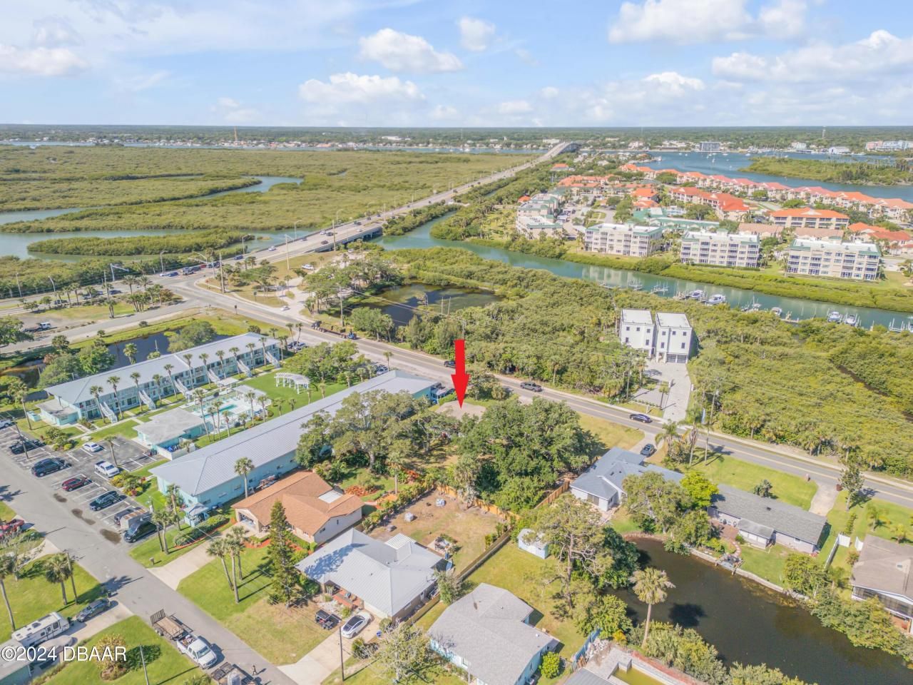 535 S Peninsula Avenue, New Smyrna Beach, FL 32169 Photo