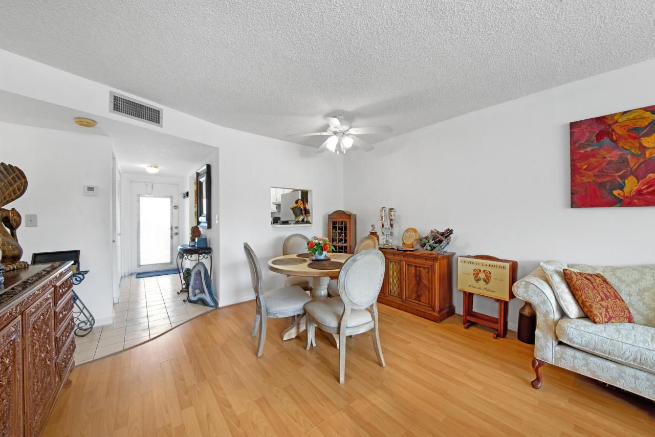 9281 Sunrise Lakes Boulevard, Unit 210, Sunrise, FL 33322 Photo