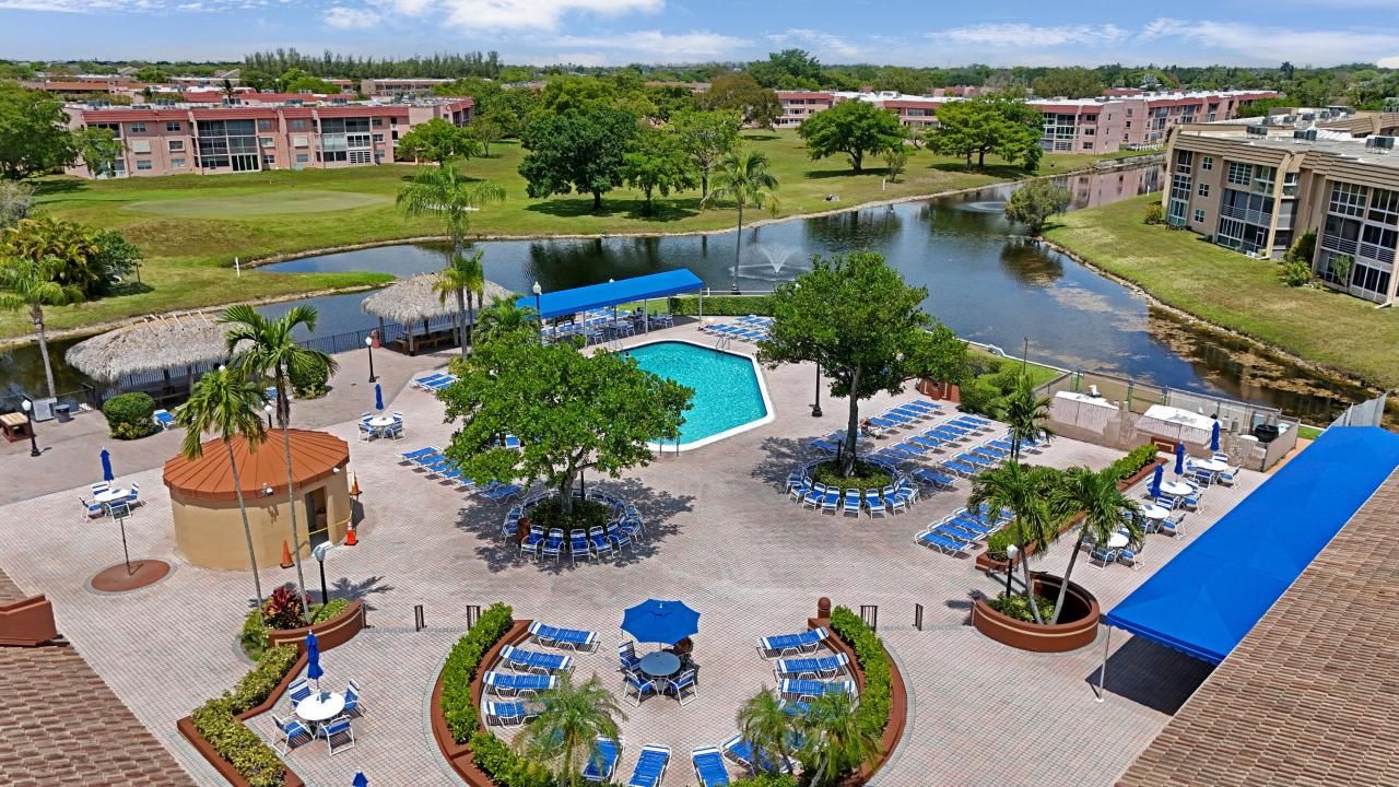 9281 Sunrise Lakes Boulevard, Unit 210, Sunrise, FL 33322 Photo