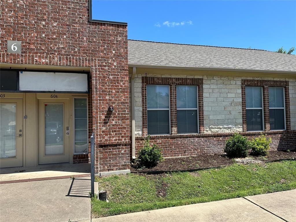 15901 Central Commerce Dr, Unit 604, Pflugerville, TX 78660 Main Photo