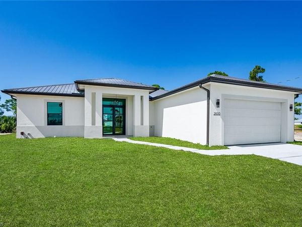 6035 Tabor AVE, FORT MYERS, FL 33905