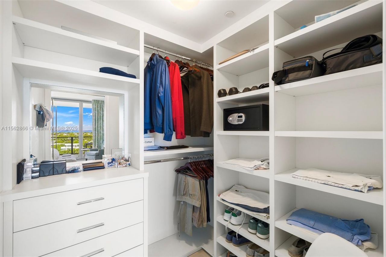 360 Ocean Dr, Unit 905S, Key Biscayne, FL 33149 Photo