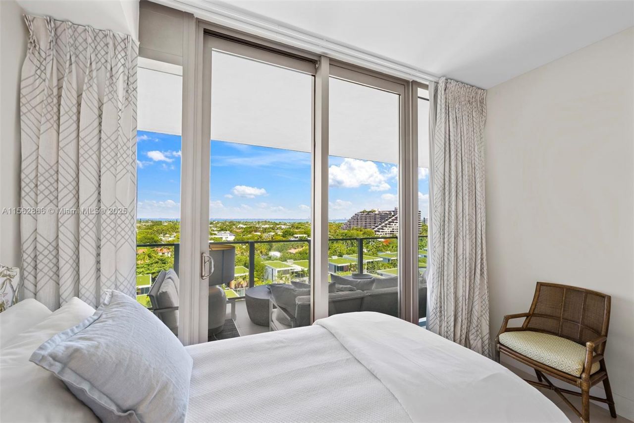 360 Ocean Dr, Unit 905S, Key Biscayne, FL 33149 Photo