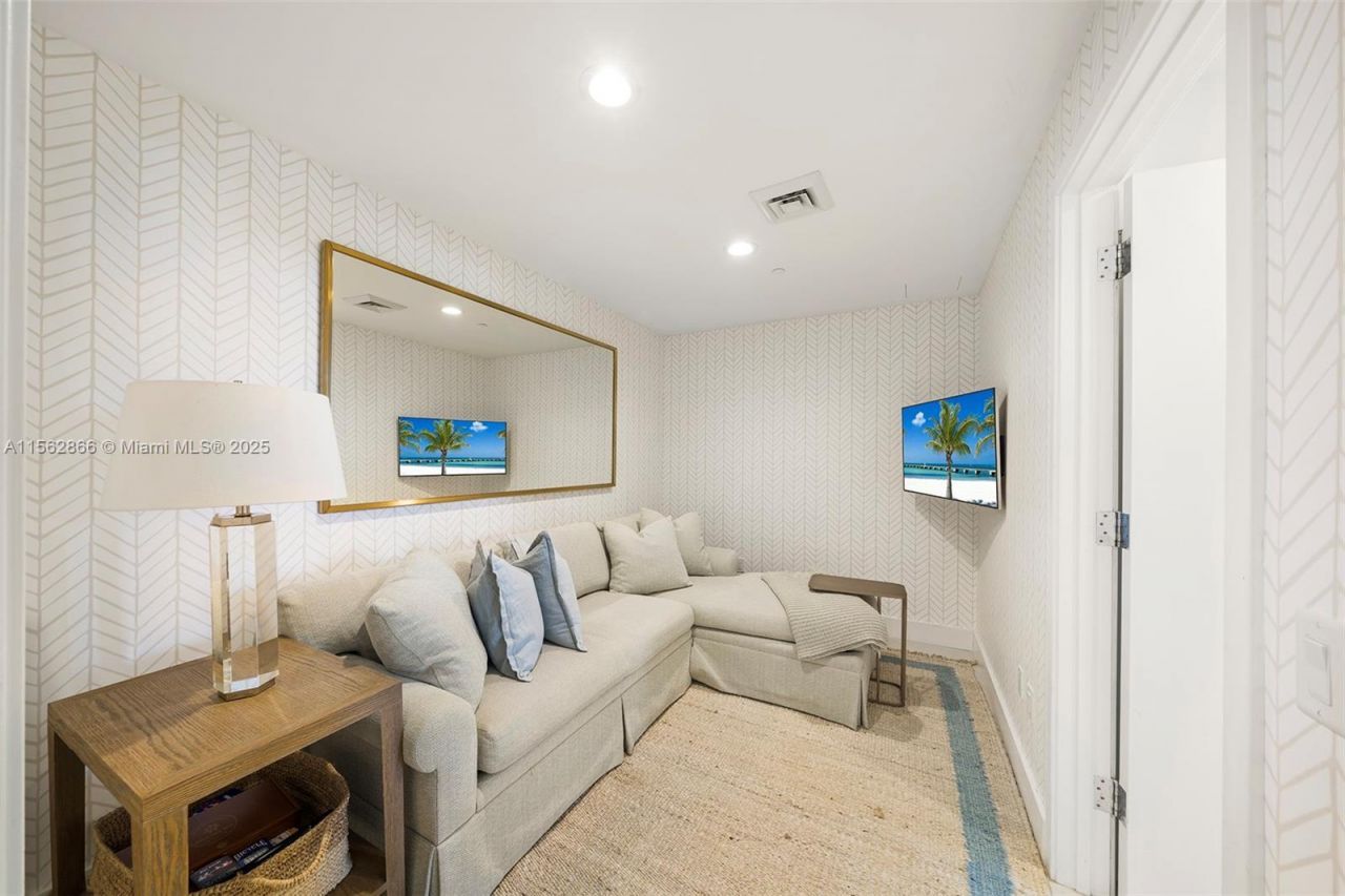 360 Ocean Dr, Unit 905S, Key Biscayne, FL 33149 Photo