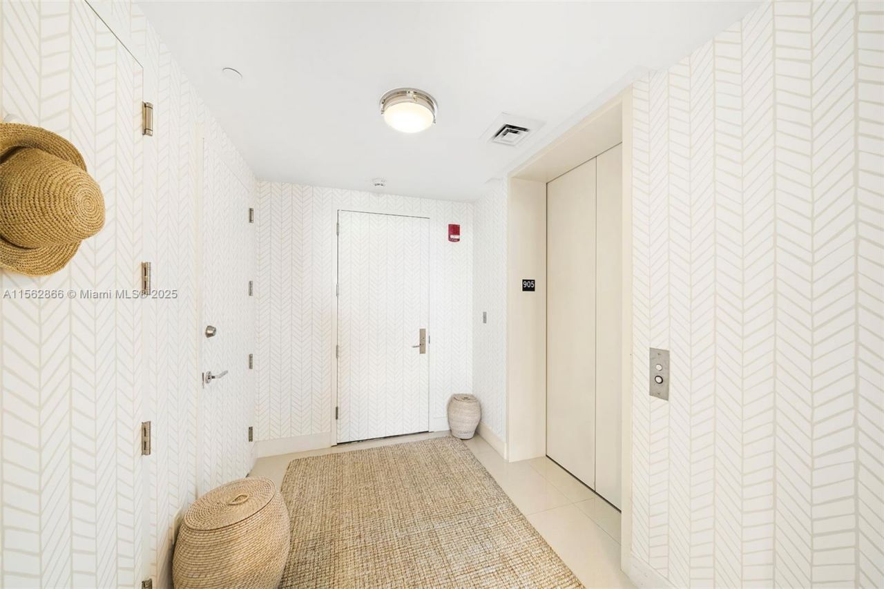 360 Ocean Dr, Unit 905S, Key Biscayne, FL 33149 Photo