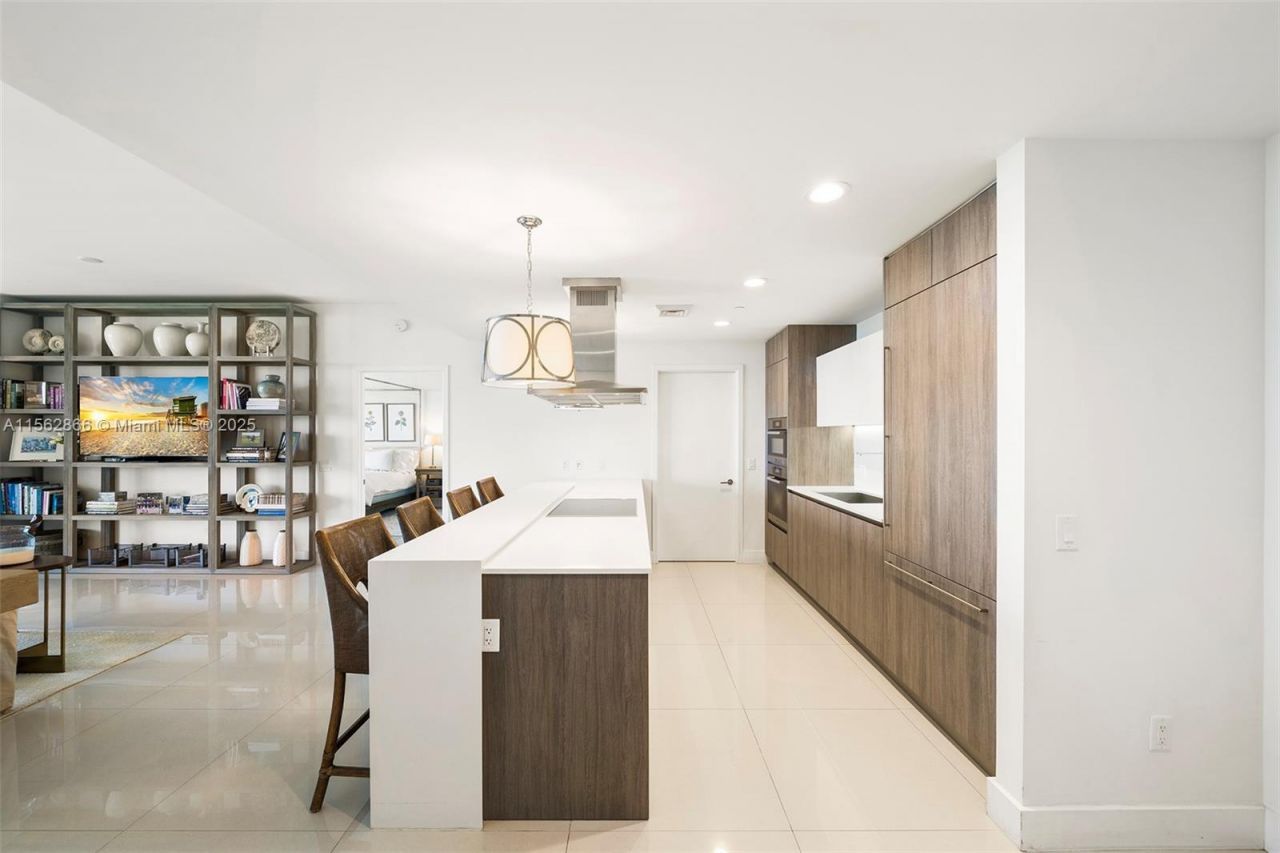 360 Ocean Dr, Unit 905S, Key Biscayne, FL 33149 Photo