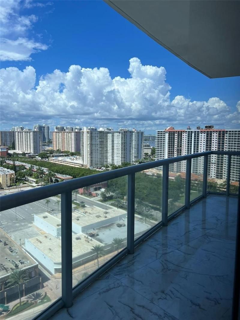 17121 Collins Ave, Unit 2008, Sunny Isles Beach, FL 33160 Photo