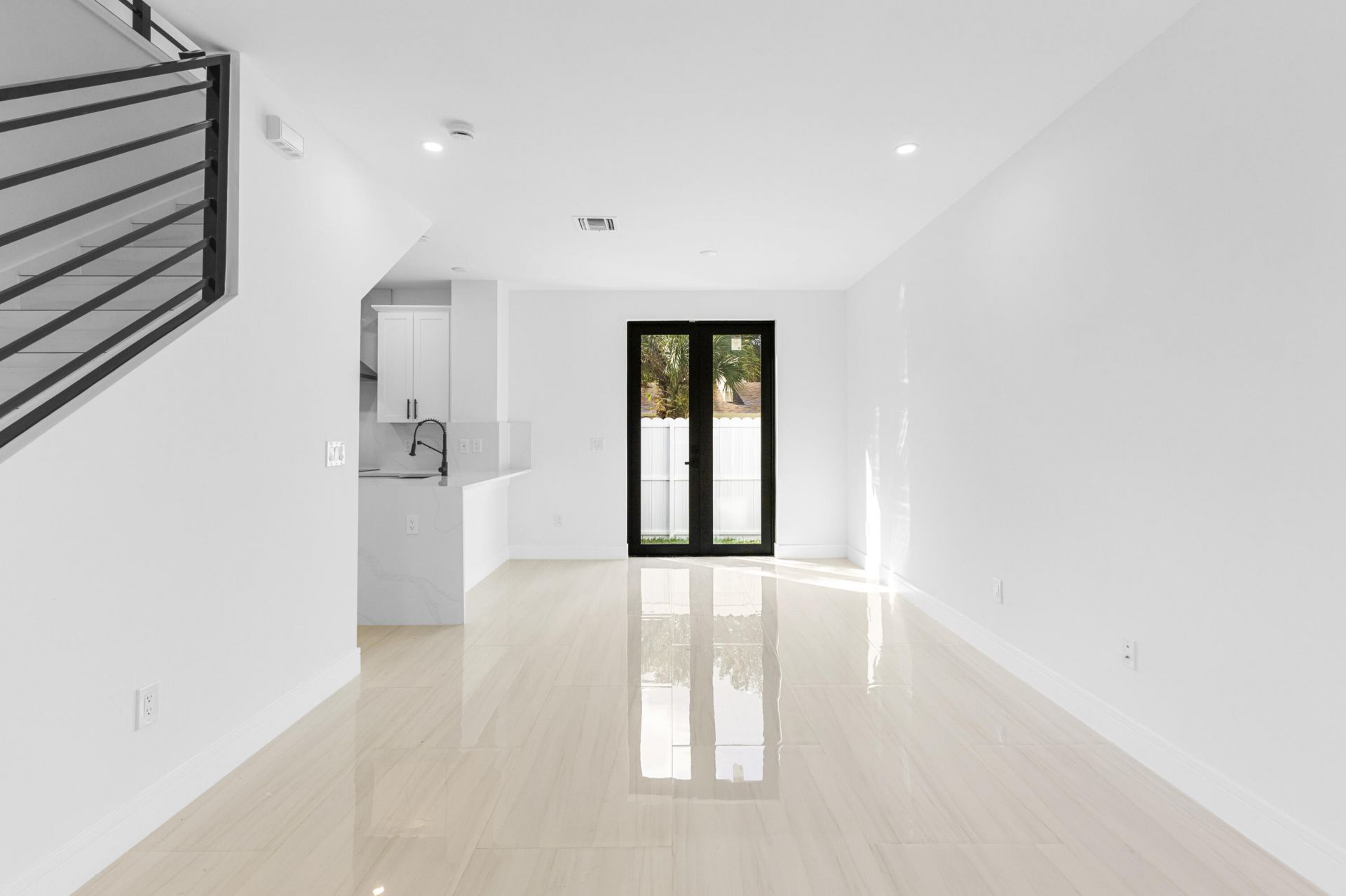 6997 NW 30th Terrace, Unit D, Fort Lauderdale, FL 33309 Photo