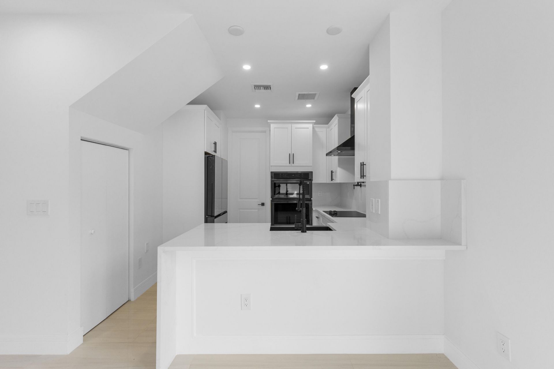 6997 NW 30th Terrace, Unit D, Fort Lauderdale, FL 33309 Photo