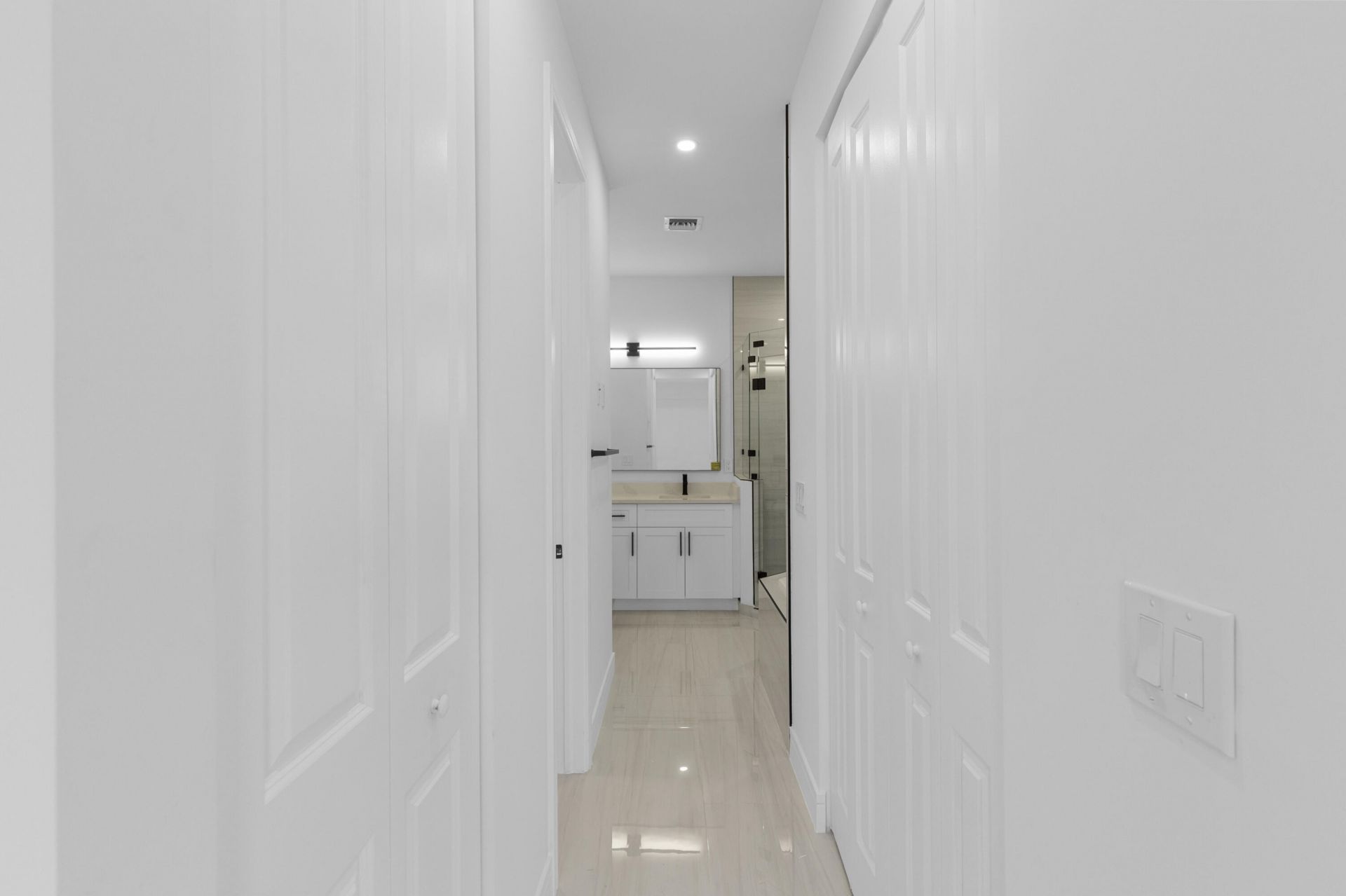 6997 NW 30th Terrace, Unit D, Fort Lauderdale, FL 33309 Photo