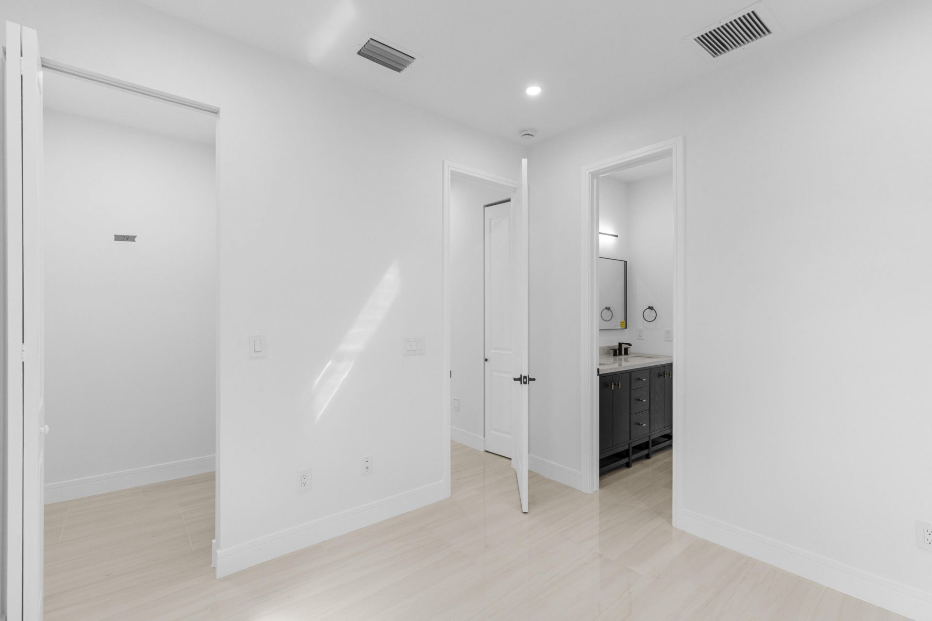 6997 NW 30th Terrace, Unit D, Fort Lauderdale, FL 33309 Photo