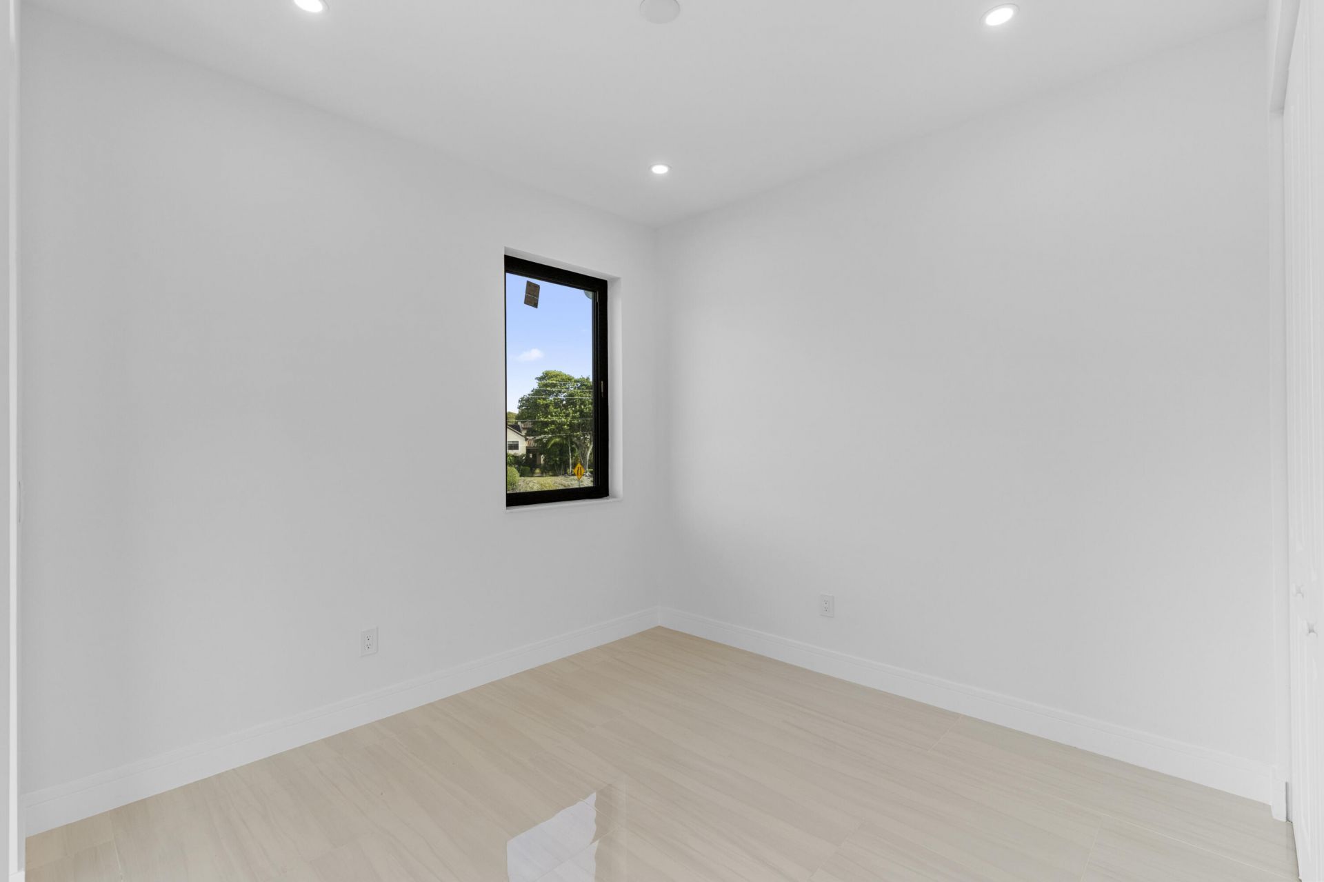 6997 NW 30th Terrace, Unit D, Fort Lauderdale, FL 33309 Photo