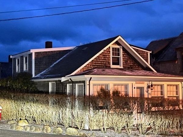 15 Beach Street, Nantucket, MA 02564