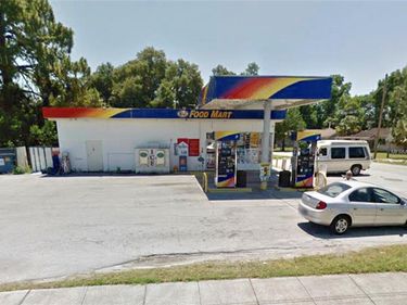 123 S US 17-92, DEBARY, FL 32713