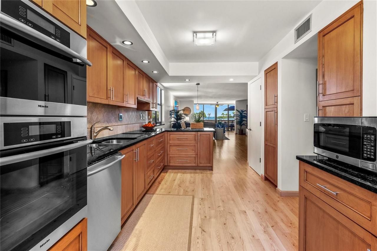 817 Bayport Way, Unit 817, Longboat Key, FL 34228 Photo