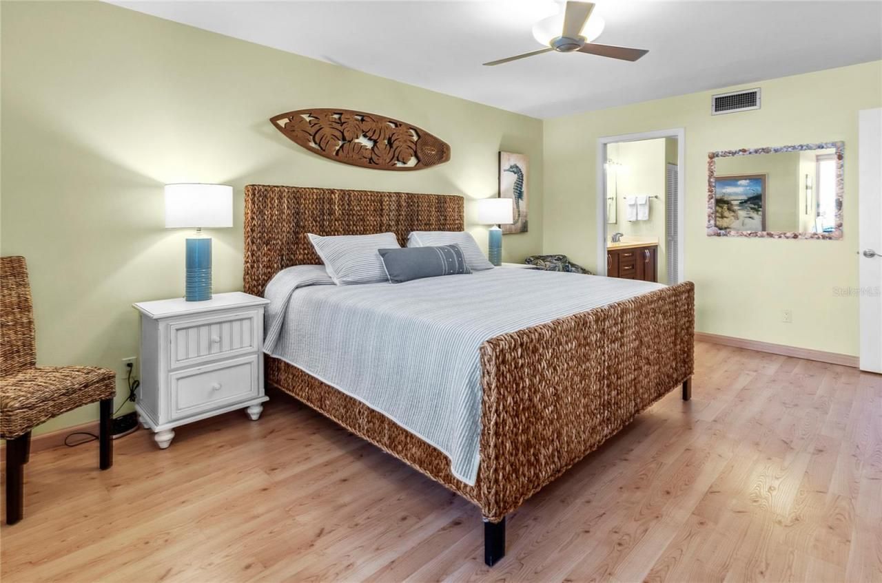 817 Bayport Way, Unit 817, Longboat Key, FL 34228 Photo