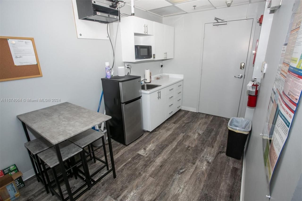 1806 N Flamingo Rd, Unit 440, Pembroke Pines, FL 33028 Photo