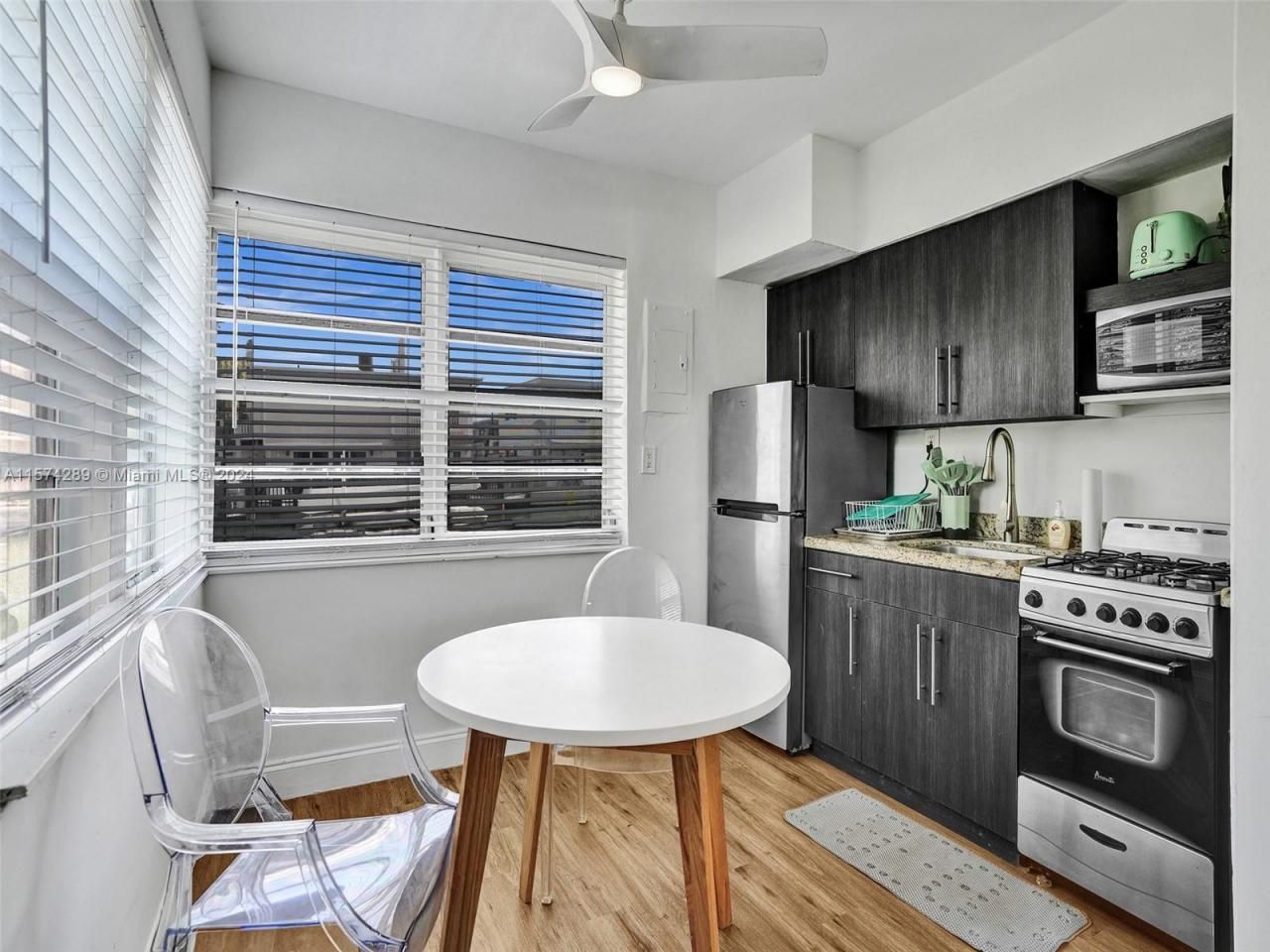 7143 Bonita Dr, Unit 1-4, Miami Beach, FL 33141 Photo