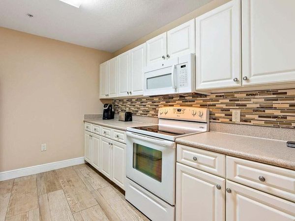 1200 Town Center Drive, Unit 425, Jupiter, FL 33458