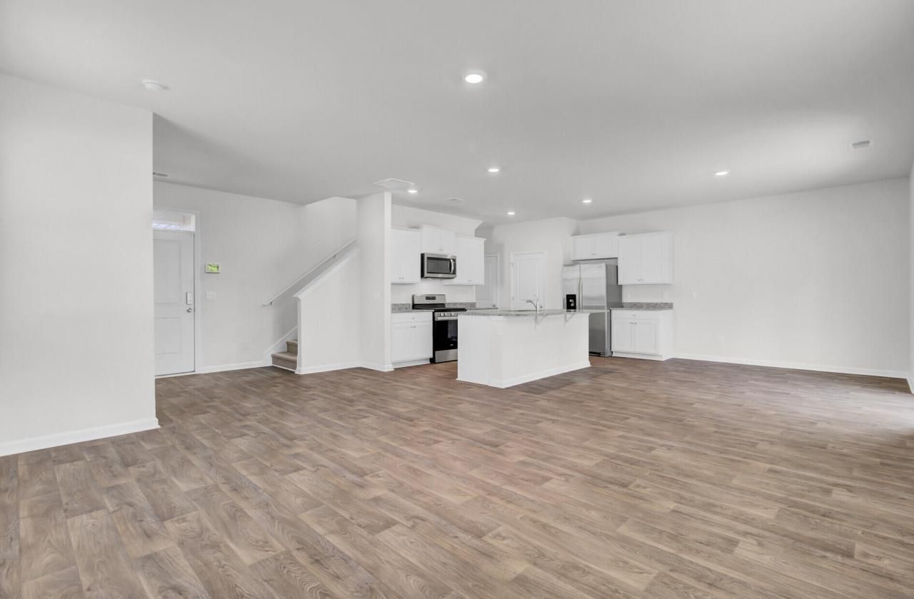 466 Cedarview Road Photo 13