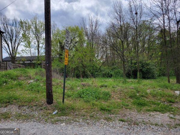 900 Pelham Street NW, Atlanta, GA 30318