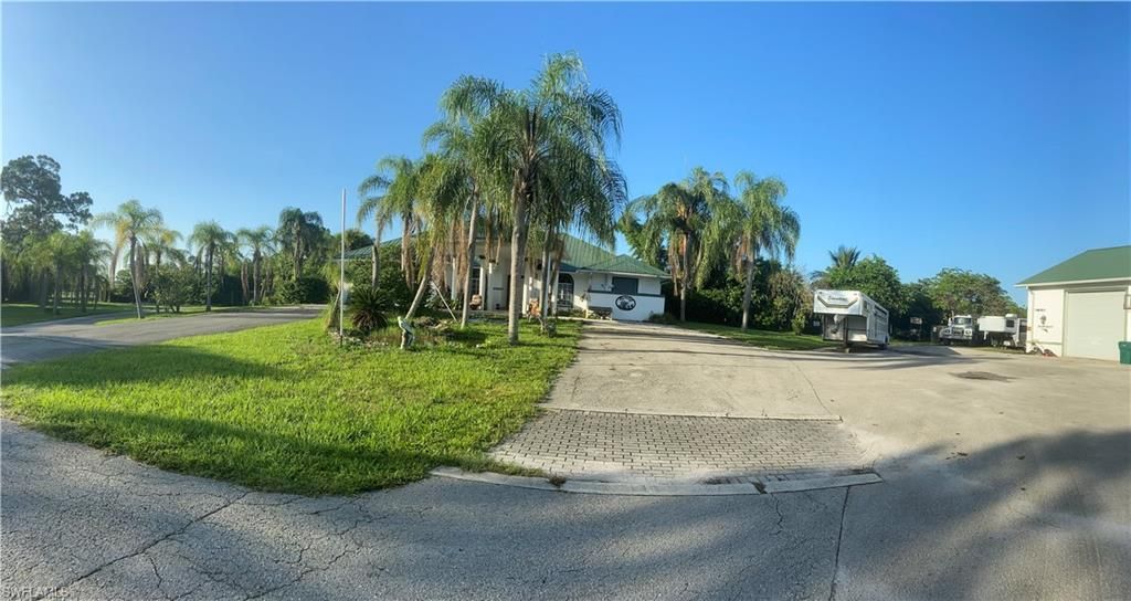 2400 Oil Well Rd, Naples, FL 34120 Photo