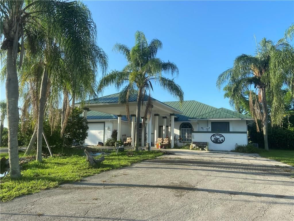 2400 Oil Well Rd, Naples, FL 34120 Photo