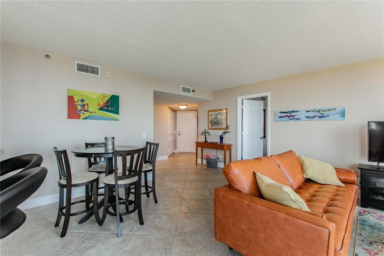 6322 Palma Del Mar Boulevard S, Unit 1004, Saint Petersburg, FL 33715 Photo