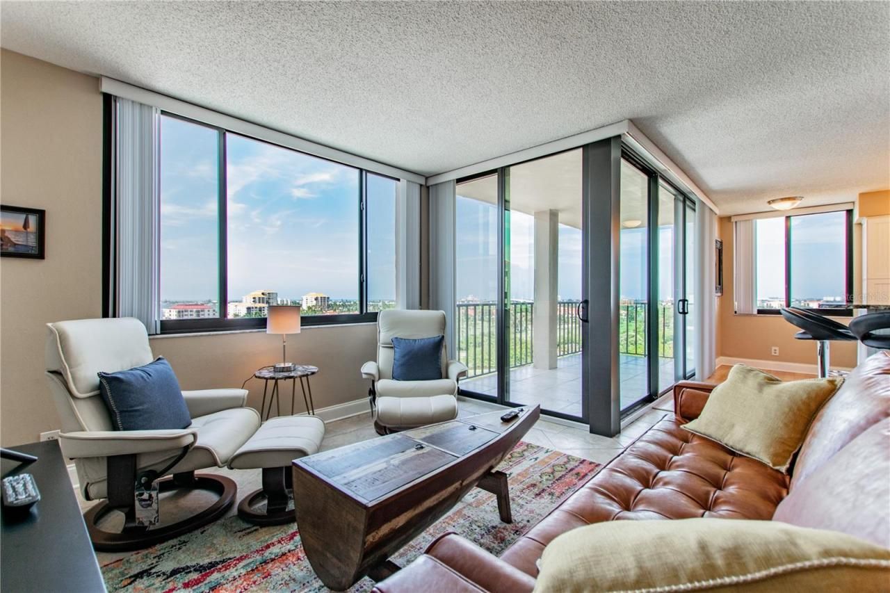 6322 Palma Del Mar Boulevard S, Unit 1004, Saint Petersburg, FL 33715 Photo