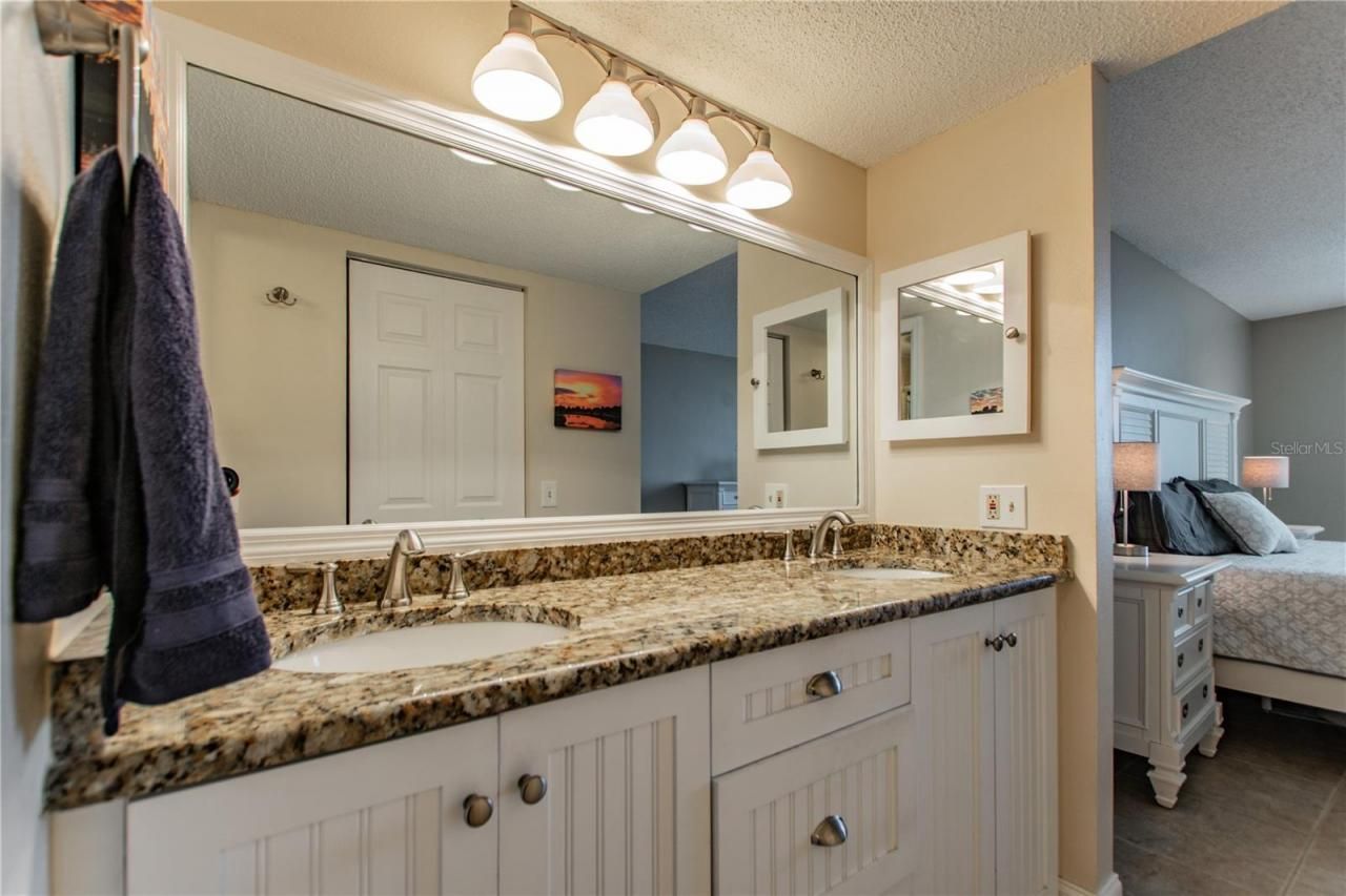 6322 Palma Del Mar Boulevard S, Unit 1004, Saint Petersburg, FL 33715 Photo