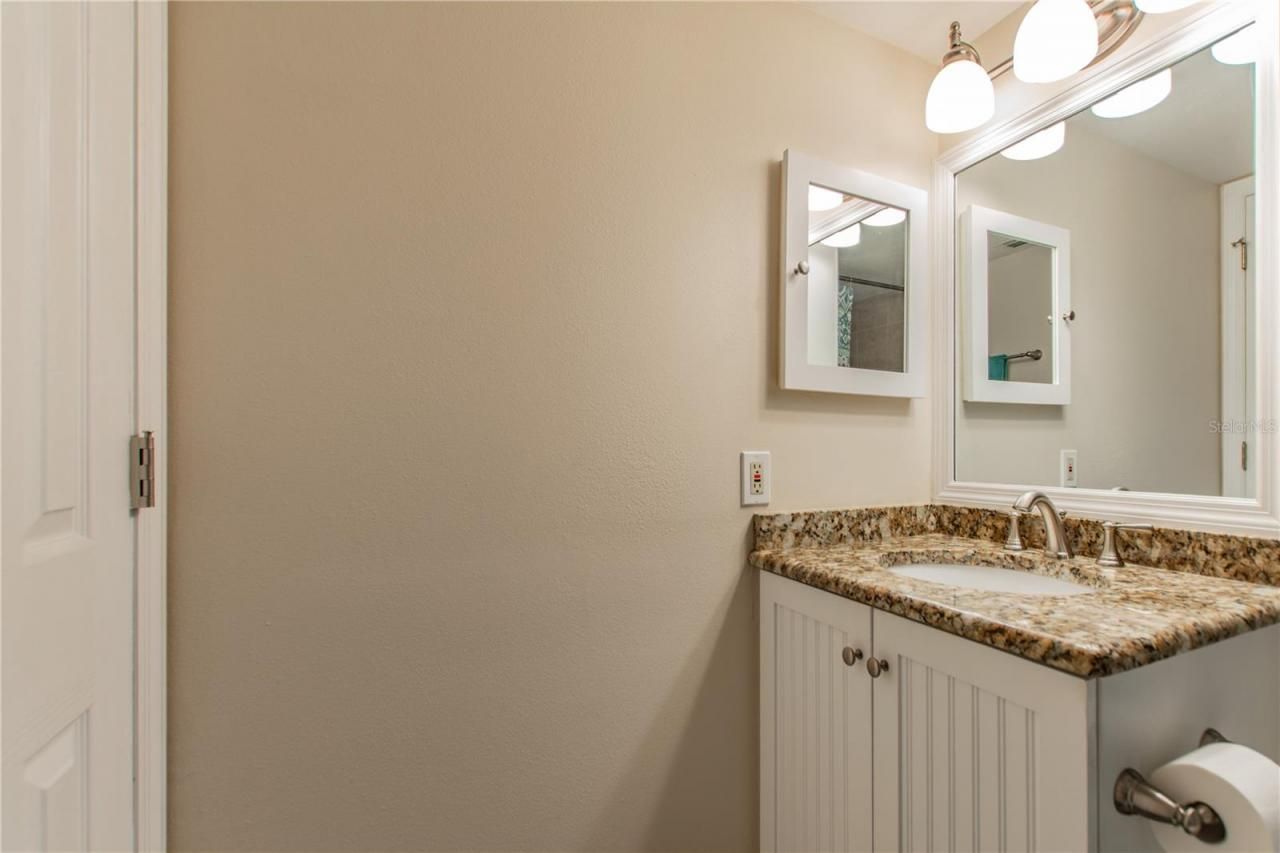 6322 Palma Del Mar Boulevard S, Unit 1004, Saint Petersburg, FL 33715 Photo