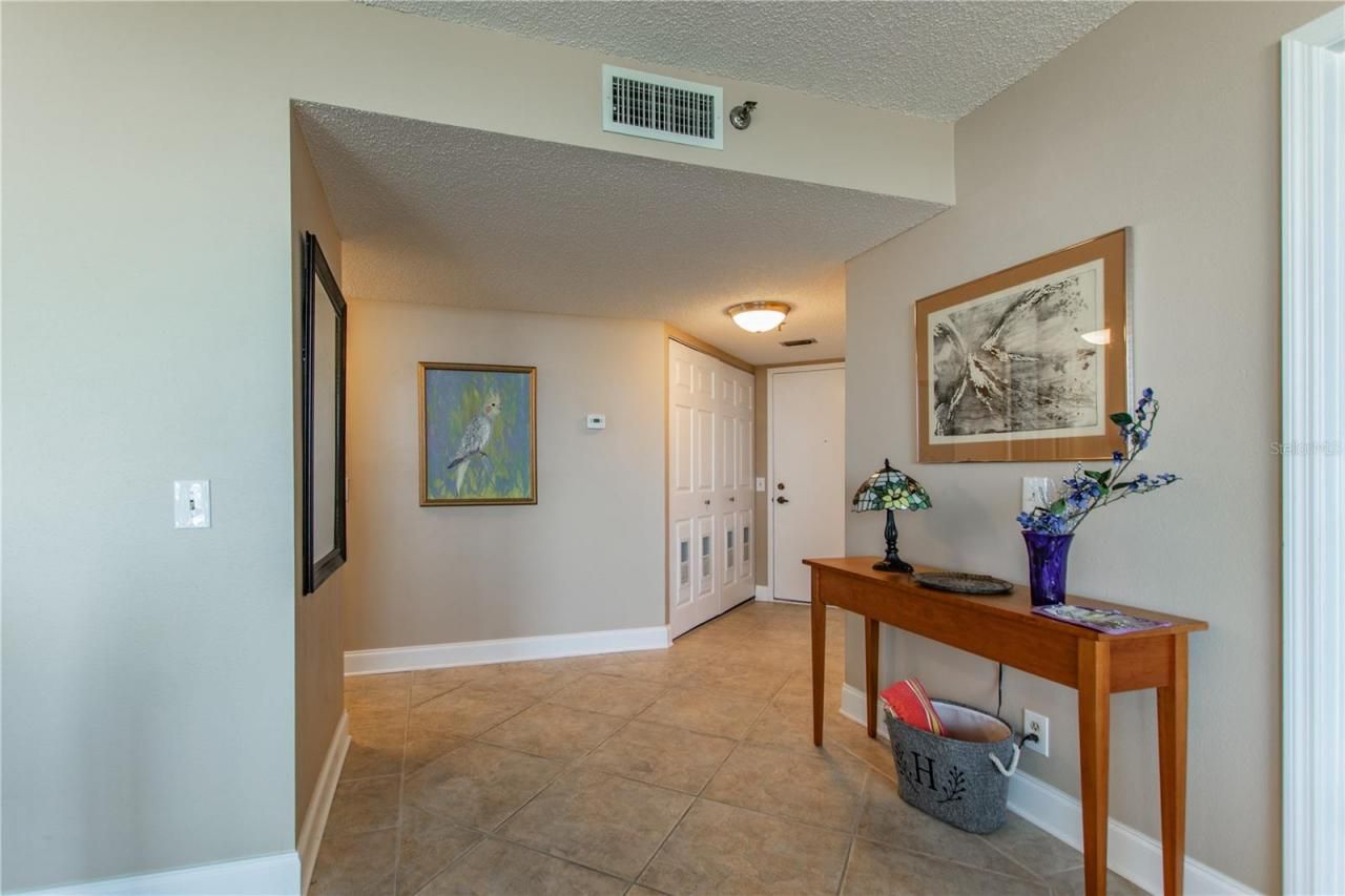 6322 Palma Del Mar Boulevard S, Unit 1004, Saint Petersburg, FL 33715 Photo