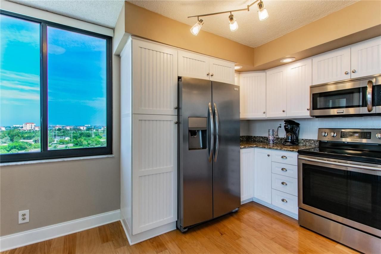 6322 Palma Del Mar Boulevard S, Unit 1004, Saint Petersburg, FL 33715 Photo