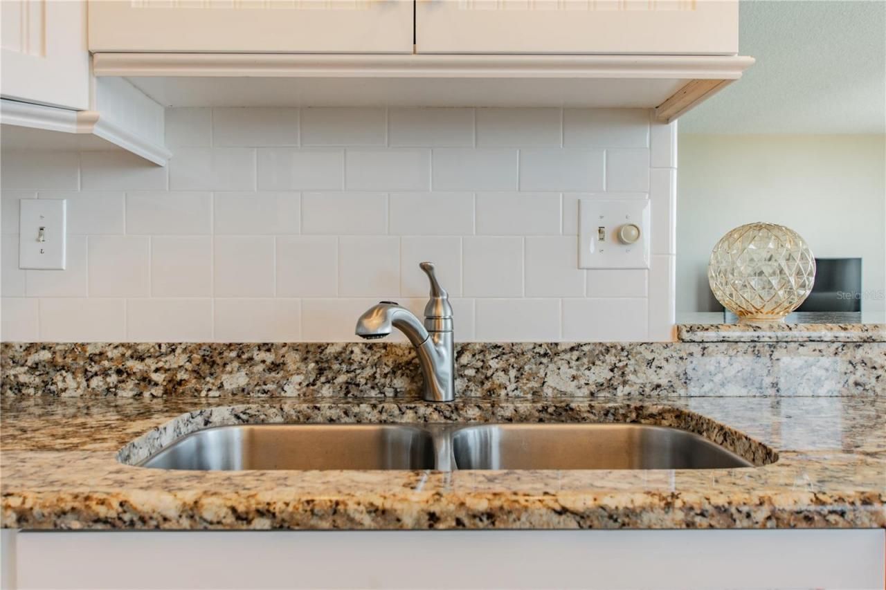 6322 Palma Del Mar Boulevard S, Unit 1004, Saint Petersburg, FL 33715 Photo