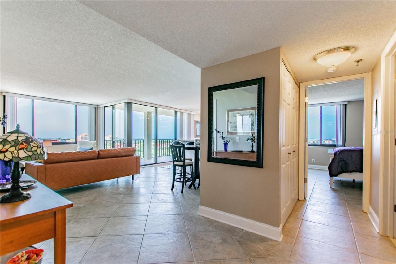 6322 Palma Del Mar Boulevard S, Unit 1004, Saint Petersburg, FL 33715 Photo